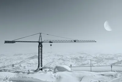 Krane im Winter: So machen Sie den Kran auf der Baustelle winterfest