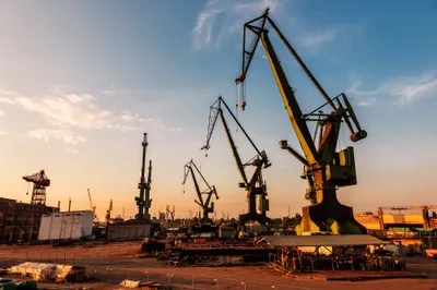 Krane der Superlative – Die stärksten Krane der Welt