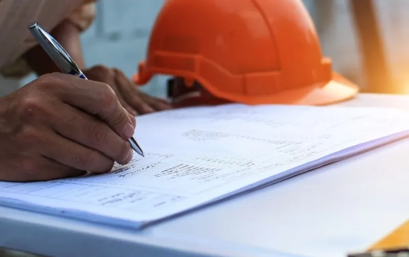 Versicherungen für Bauherren